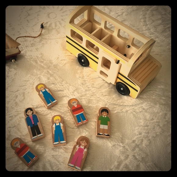 melissa and doug bus